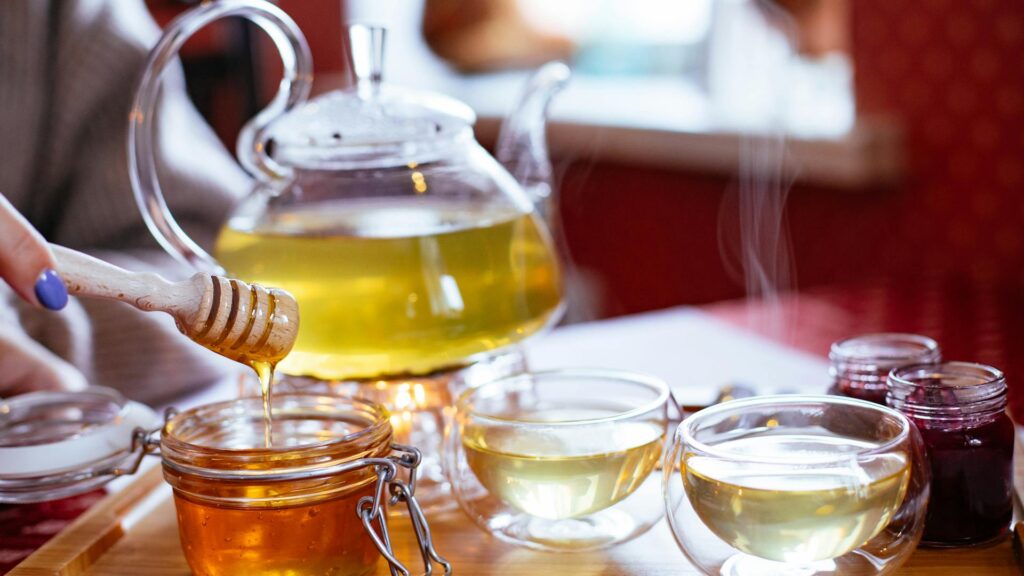 honey for common cold and sore throat