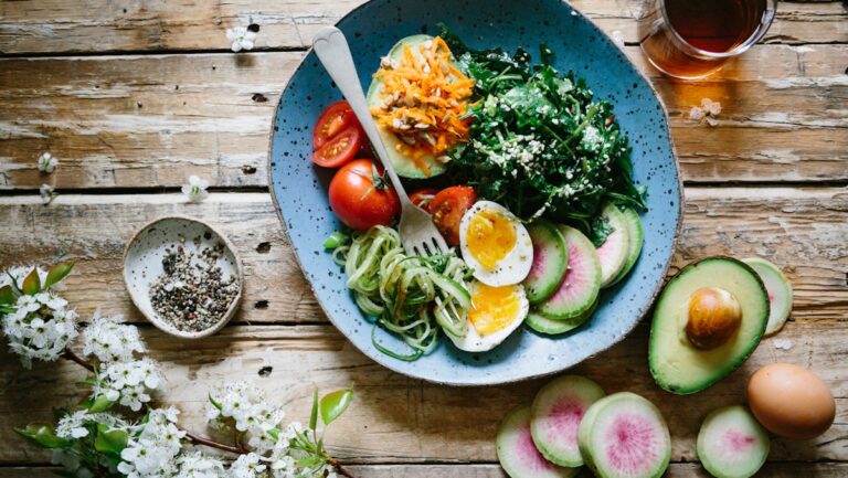 glp-1-foods-natural-hormone-boost-featured