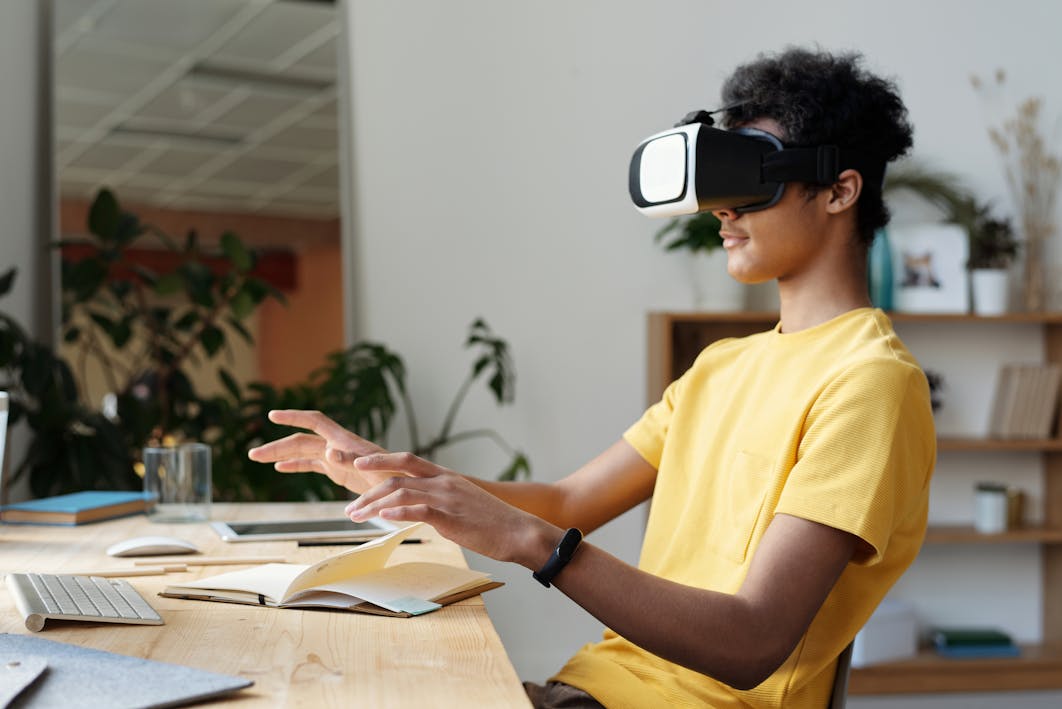 Digital Detox: Break Free From Phone Addiction and Reclaim Mental Health