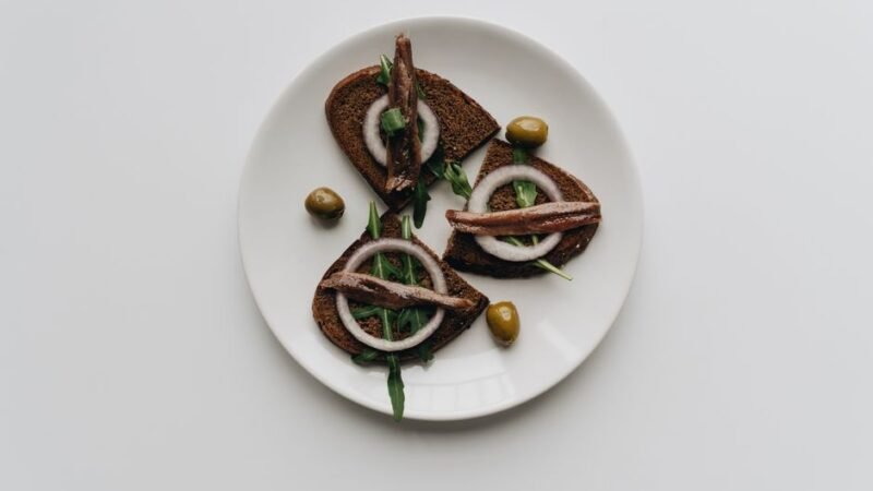 Mediterranean Diet for Beginners: Complete 7-Day Starter Guide